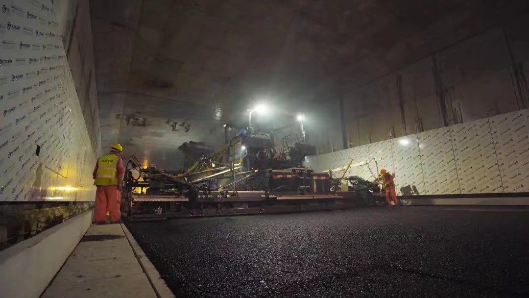 開(kāi)車穿越海底！徐工又干了個(gè)大灣區(qū)超級(jí)工程！