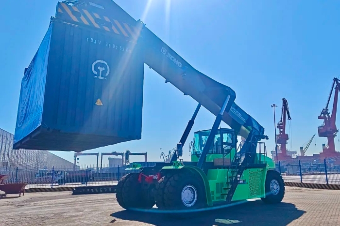 捷報不斷！徐工港機多區域定制化交付助力首季“開門紅”