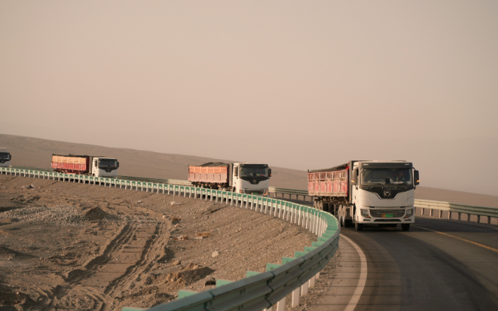 煤海逐綠！徐工新能源牽引車書寫煤炭運輸綠色答卷