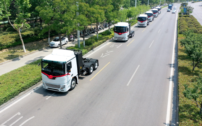 綠潮涌動、“碳”索未來！徐工新能源牽引車助力河南！